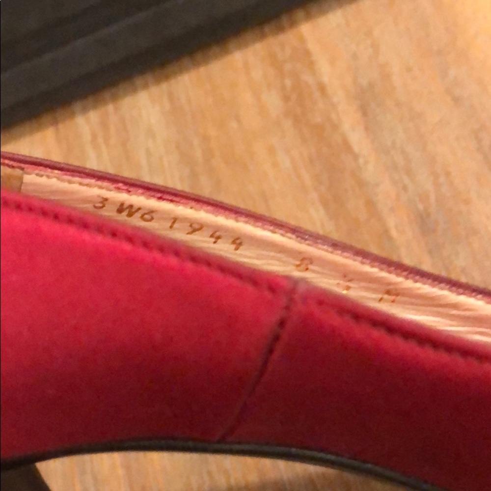 Stuart Weitzman Ruby Red Pointed Toe - image 6